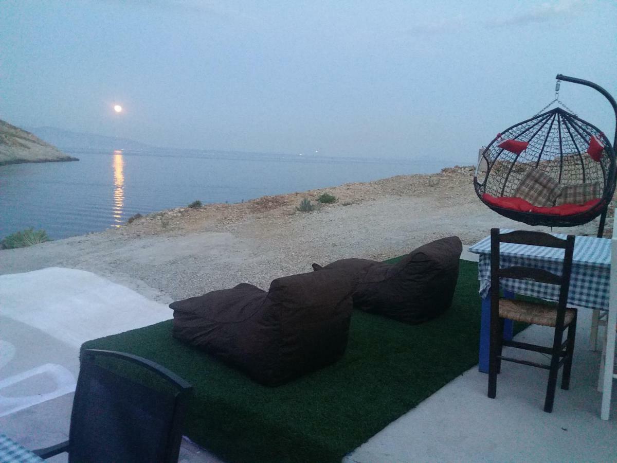 Kazonis Apartment